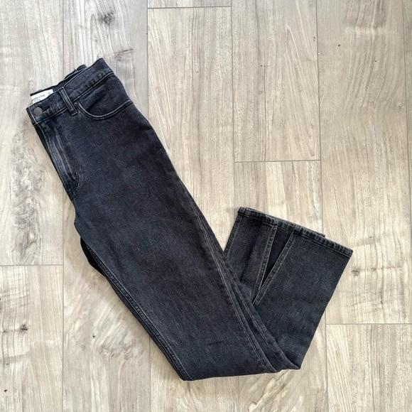 Abercrombie & Fitch The Skinny High Rise Jeans - Picture 5 of 13